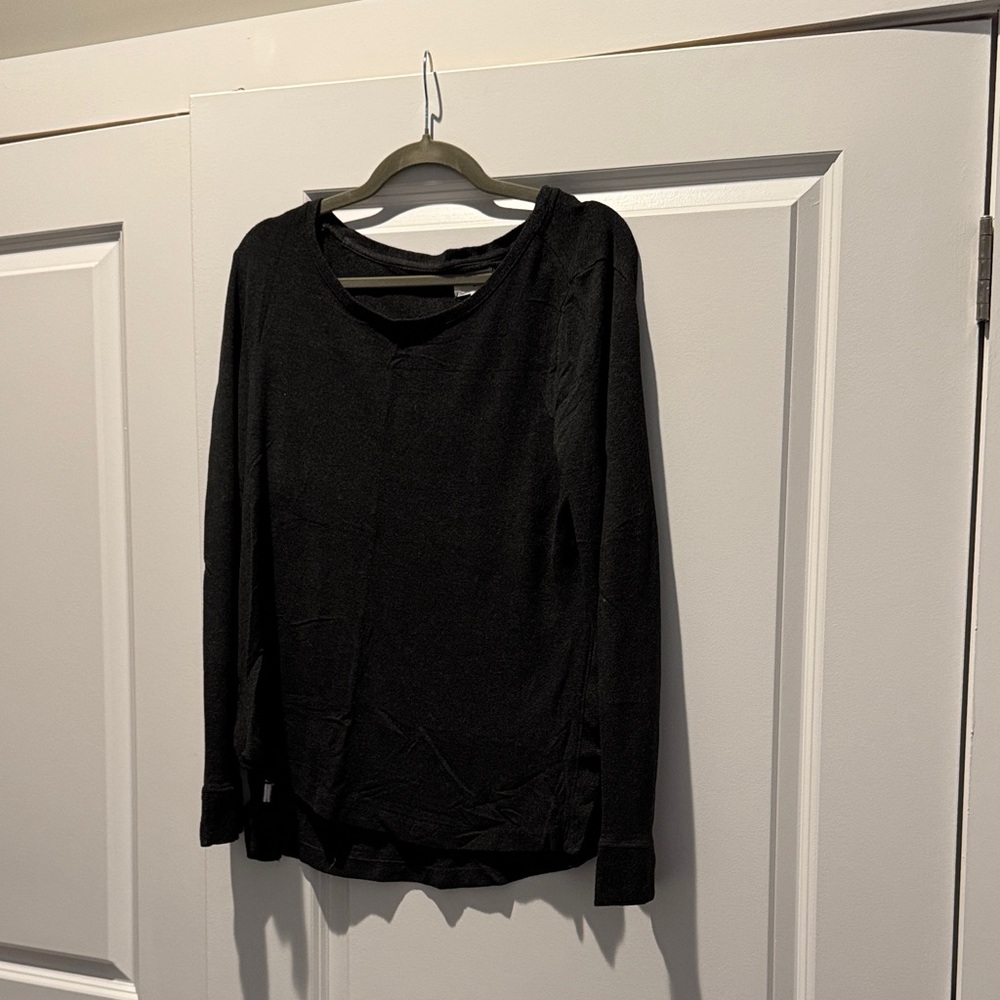Lou & Grey Black Long Sleeve Sweater